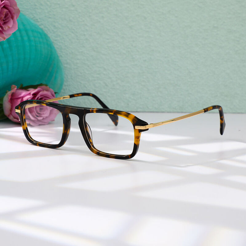 Wagne Square Tortoise Glasses