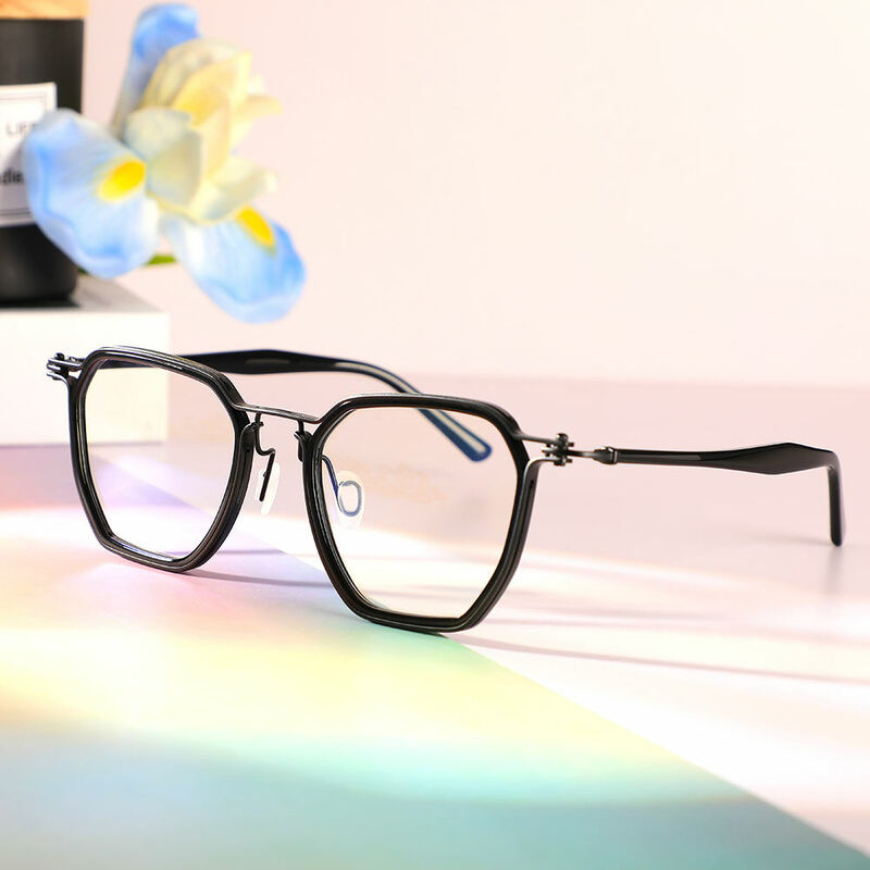 Elizabet Geometric Black Glasses