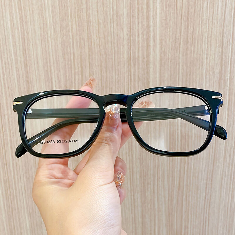 Dorothe Quadratische Schwarze Goldene Brille