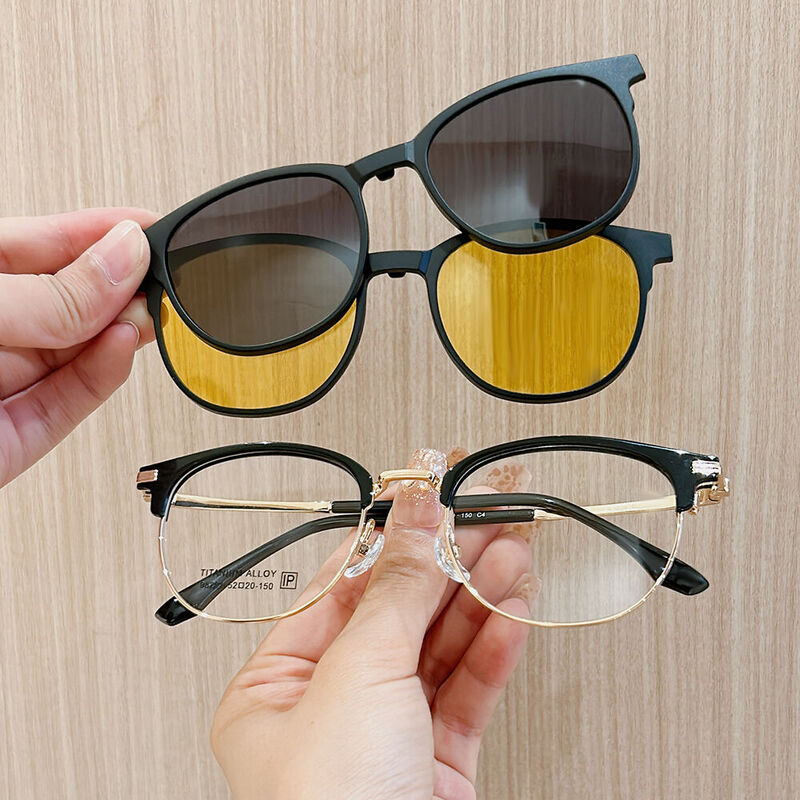 Harla Browline Schwarze Goldene Brille
