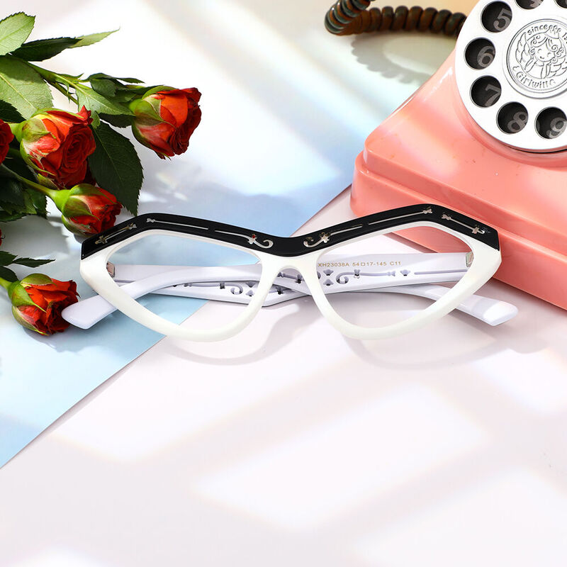 Congrev Cat Eye Beige Glasses