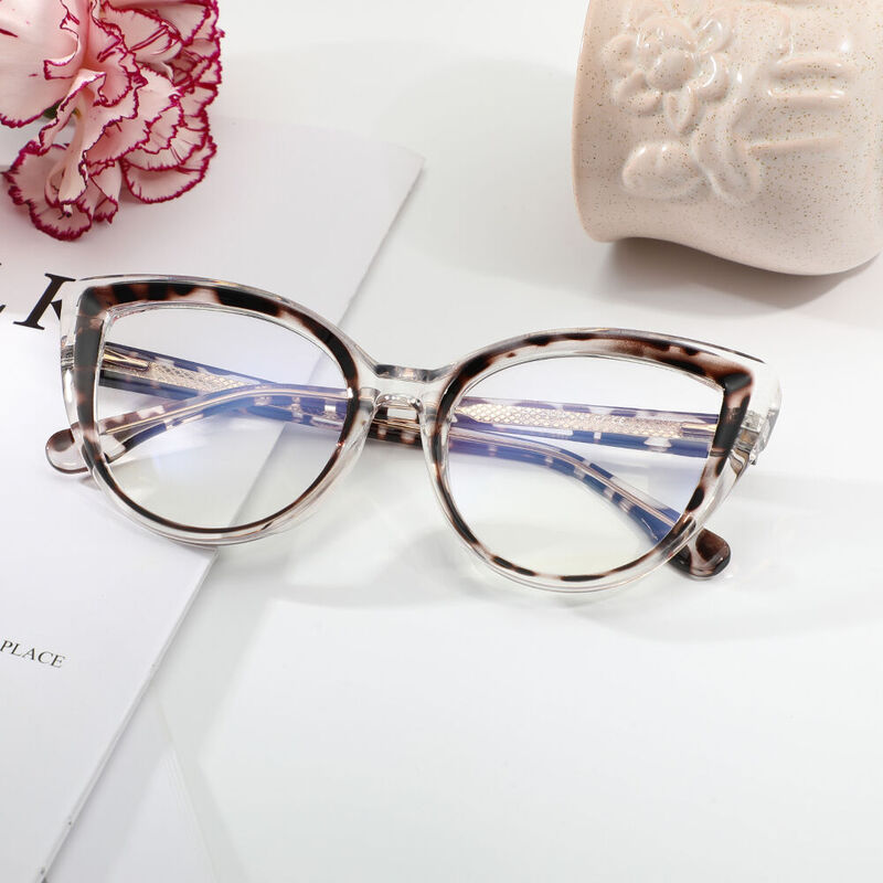 Prudence Cat Eye Leopard Glasses