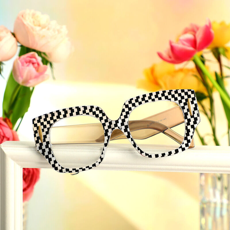 Giles Square Black Glasses