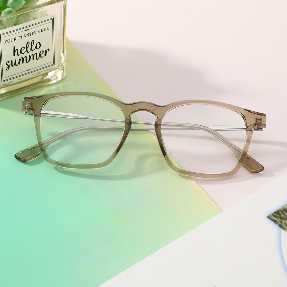 Macadam Square Champagne Glasses