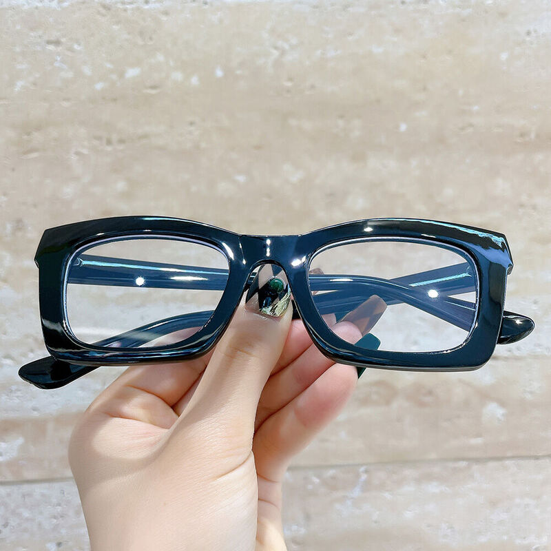 Ida Square Black Glasses