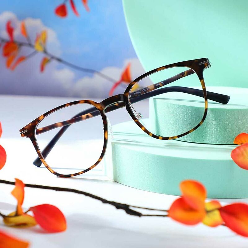Mignon Square Tortoise Glasses