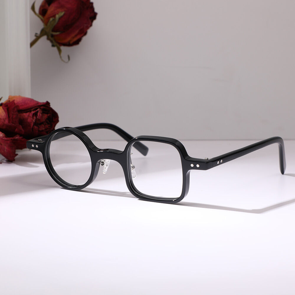 George Runde Quadratische Schwarze Brille