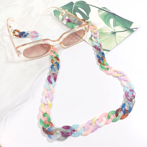 Felicity Striking Acrylic Metal Glasses Chain