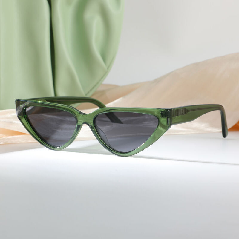 Patricia Cat Eye Green Sunglasses
