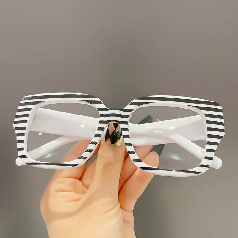 Kare Cat Eye Black Glasses