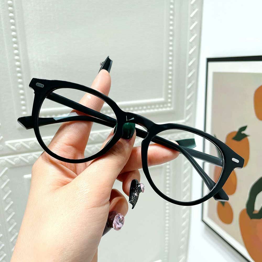 Catharine Rund Schwarz Brille