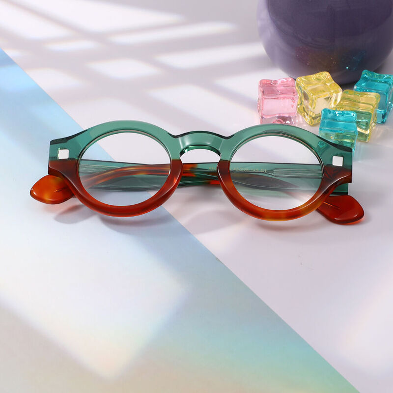 Beatr Round Green Glasses