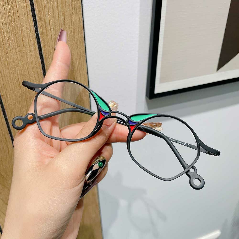 Maria Geometric Black Glasses