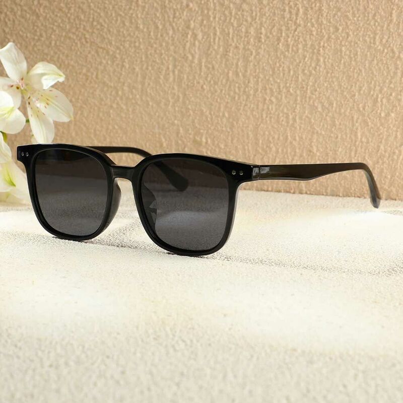 Lunettes de Soleil Jacqueline Carré Noir