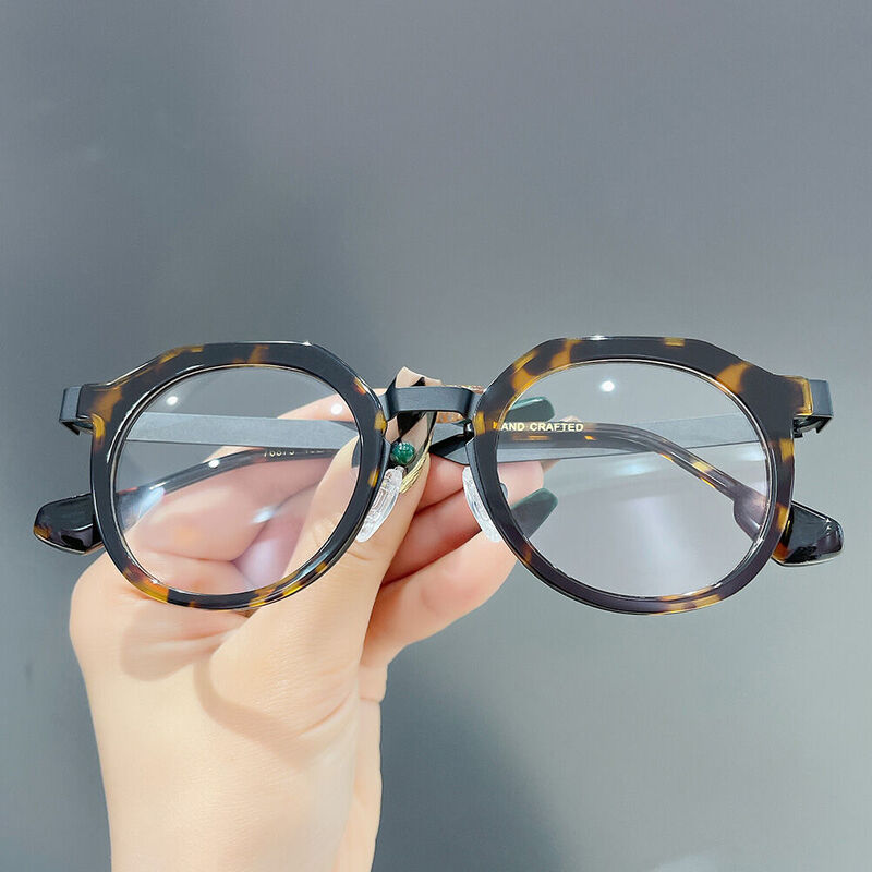 Kai Round Tortoise Glasses