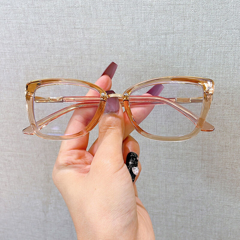 Francis Cat Eye Champagne Glasses