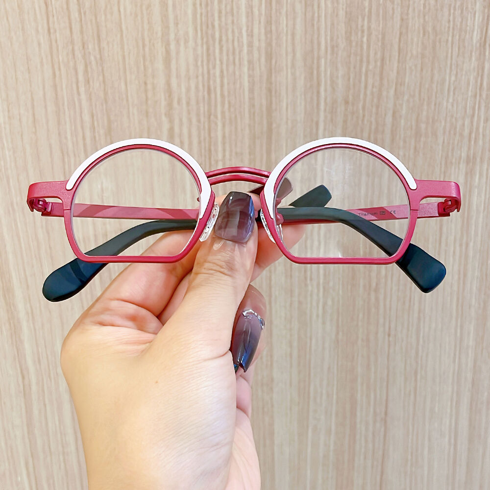 Quille Round Red Glasses