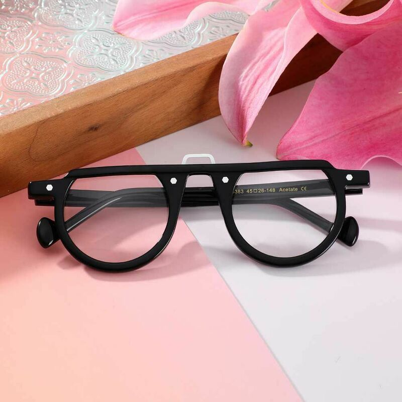 Maria Round Black Glasses