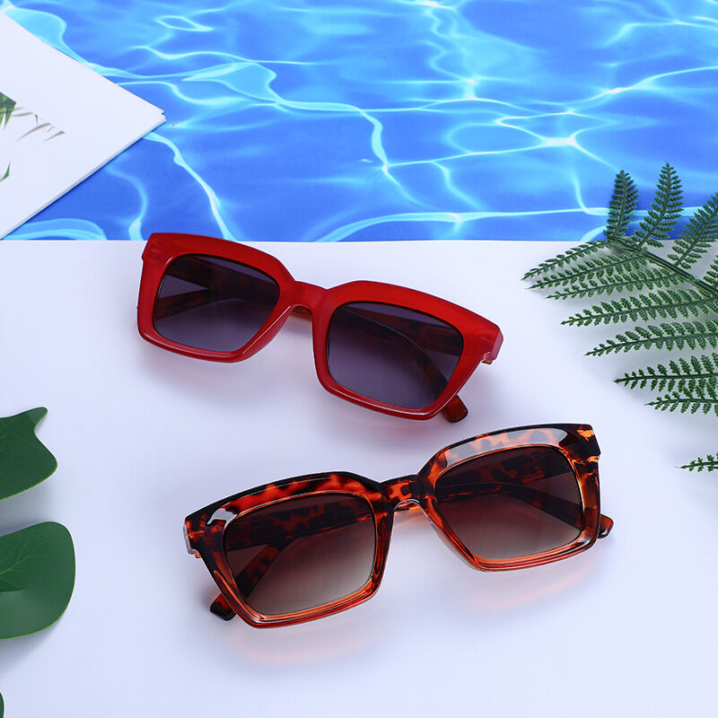 Sea Dream Rectangle Red/Grey Sunglasses