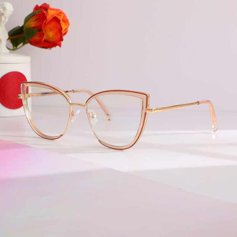 Alva Cat Eye Champagne Glasses