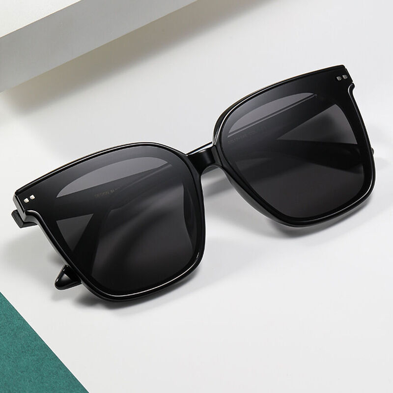 Rhoda Square Black Sunglasses