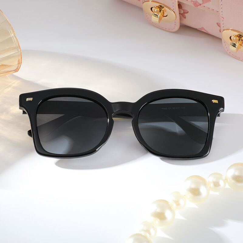 Nelly Butterfly Black Sunglasses