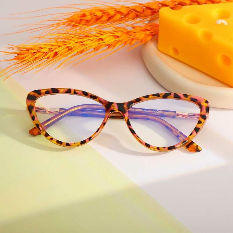 Natividad Cat Eye Tortoise Glasses