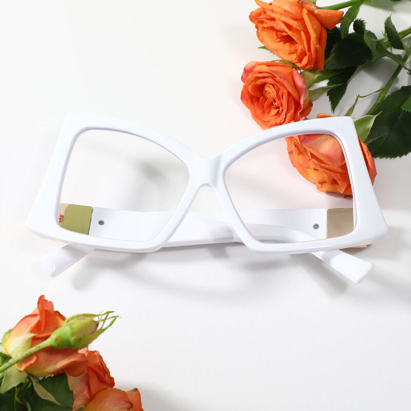 Zebu Cat Eye White Glasses