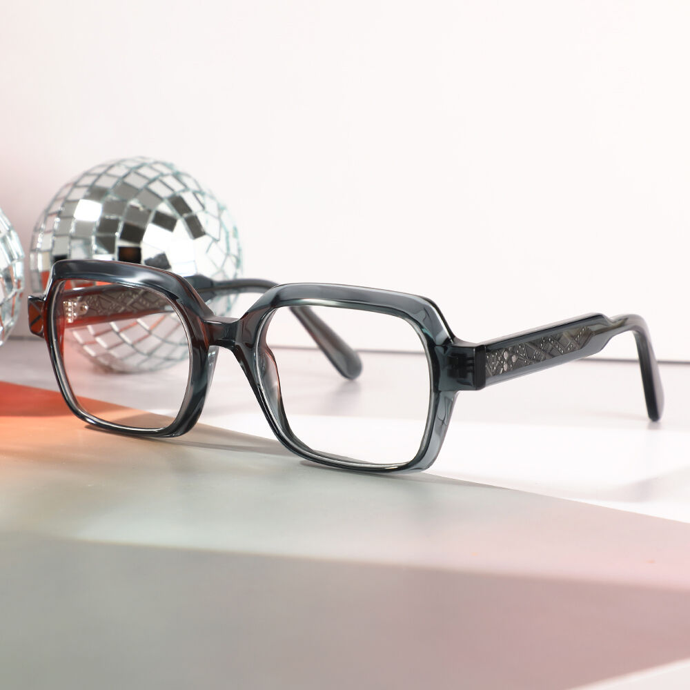 Bulwe Square Grey Glasses