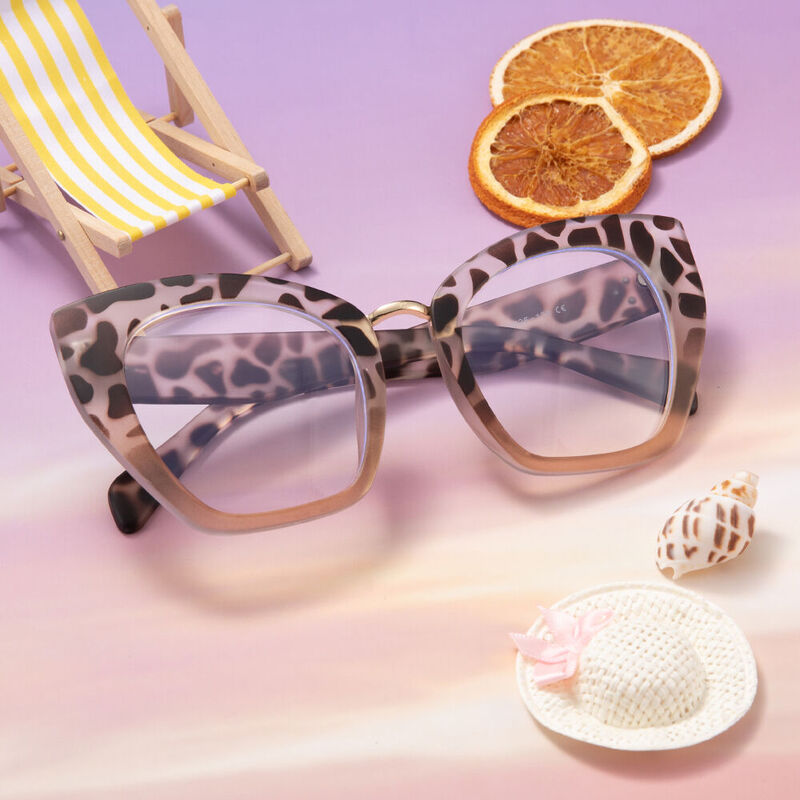 Riccio Cat Eye Leopard Glasses