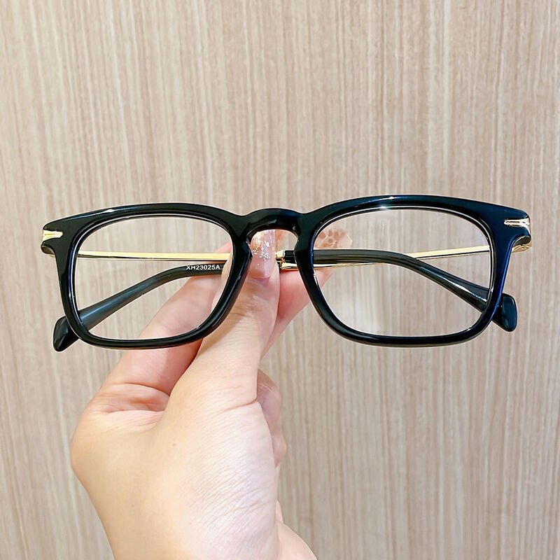 Dorothe Rechteckige Schwarze Brille