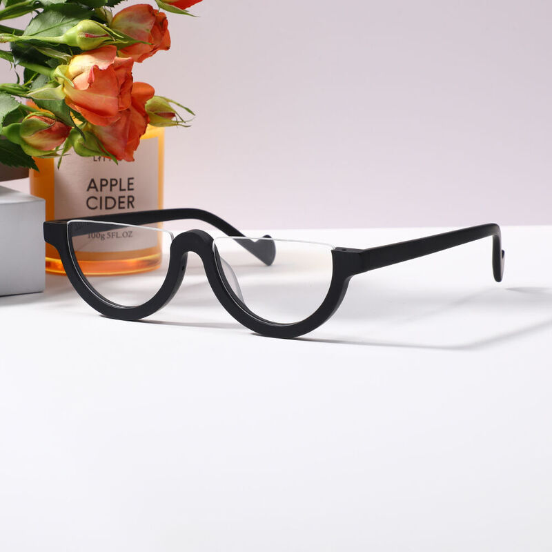 Yvetta Oval Black Glasses