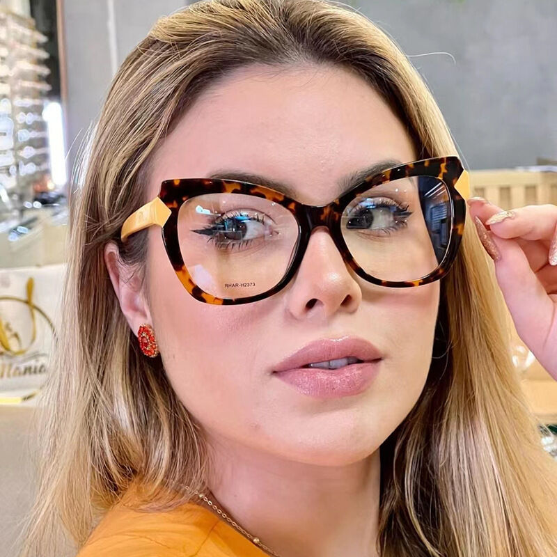 Isabella Cat Eye Leopard Yellow Glasses