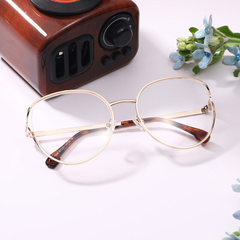 Lilliee Round Gold Glasses