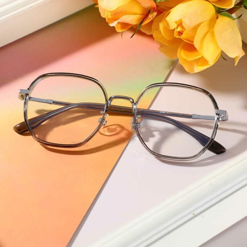 Morga Geometric Gray Glasses