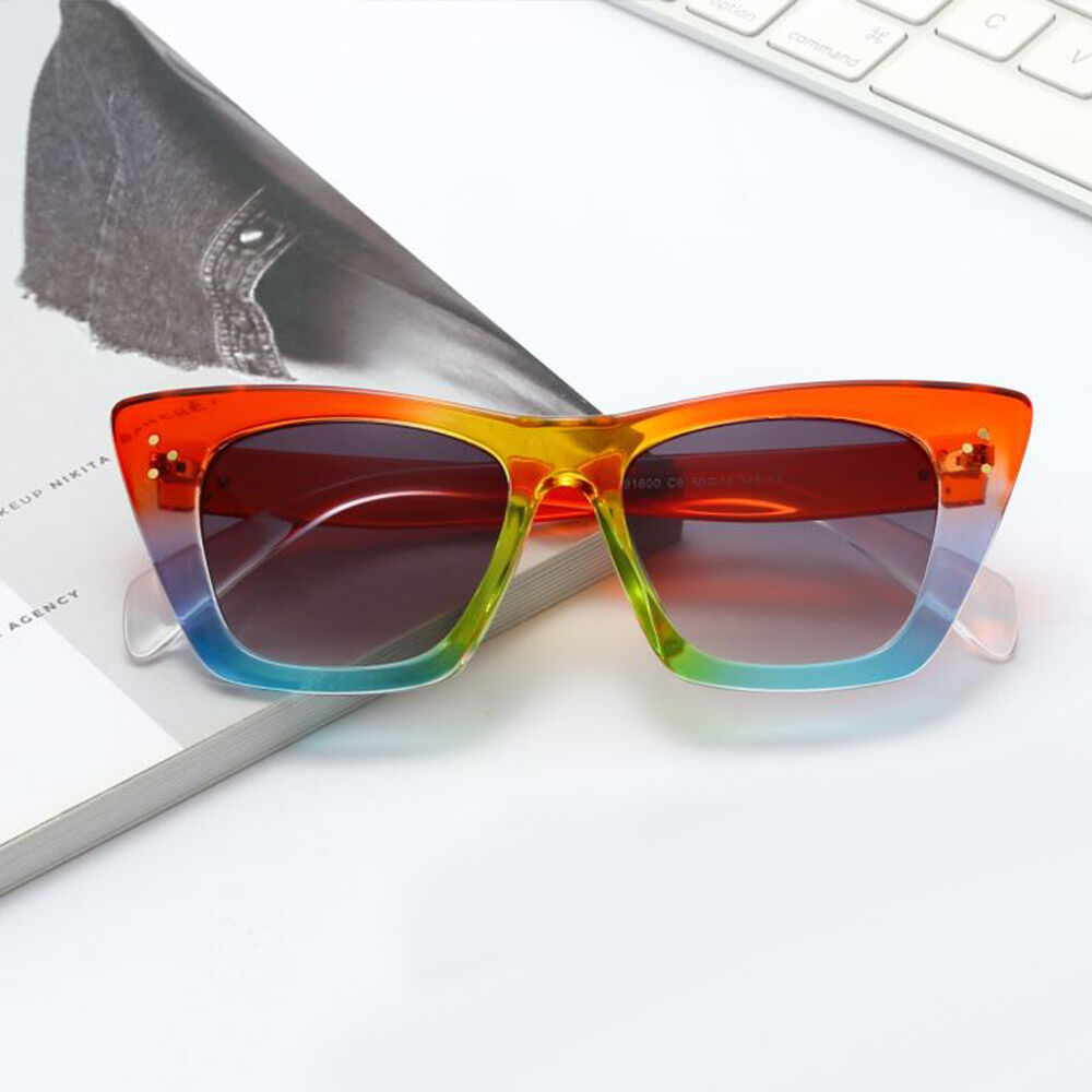 Lunettes de Soleil Bernadette Cat Eye Carré Rainbow
