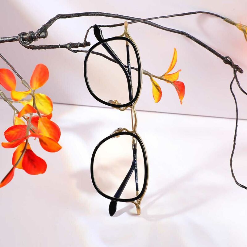 Dempsey Square Black Glasses