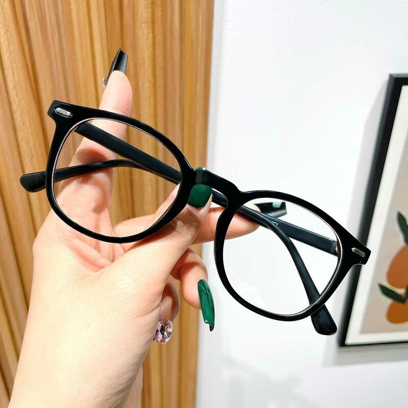Scripps Round Black Glasses