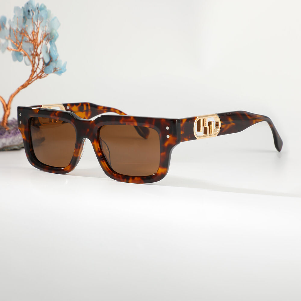 Fidelia Rectangle Tortoise Sunglasses