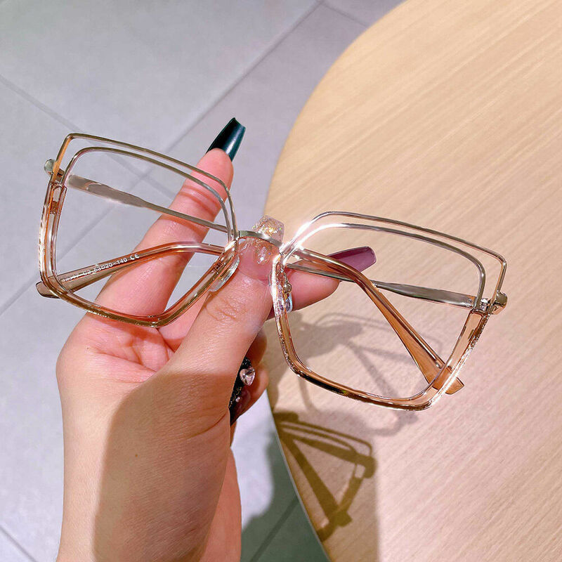 Carter Cat Eye Champagne Glasses