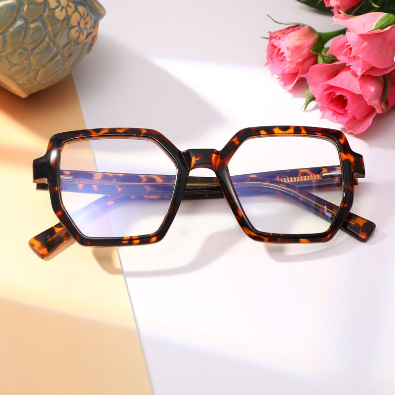 Ruskinee Geometric Tortoise Glasses