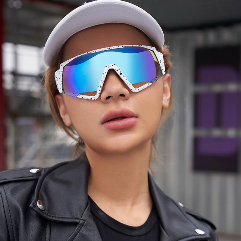 Surge Geometric White Black Sunglasses