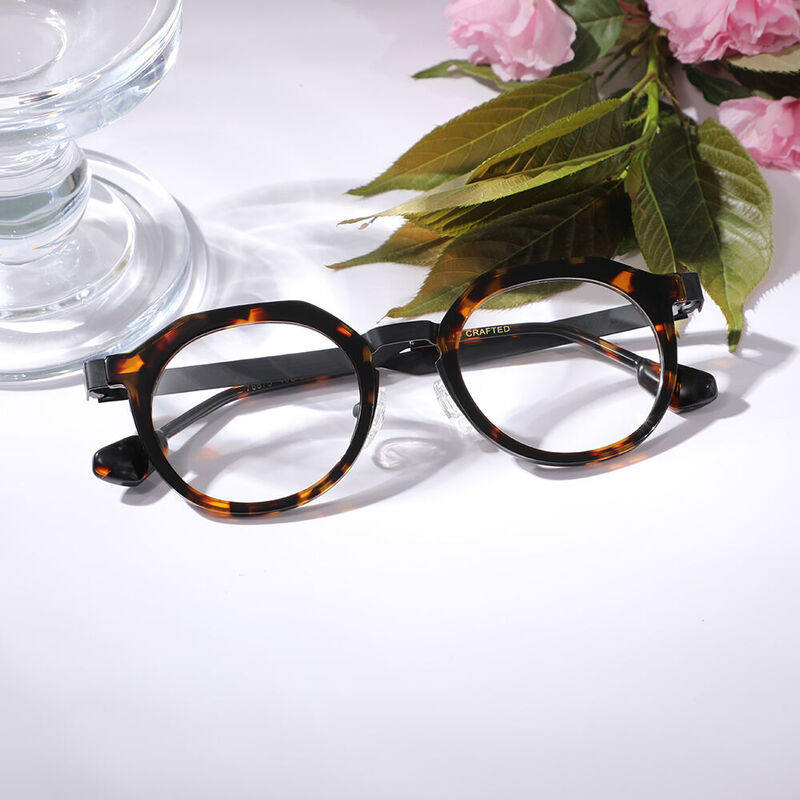 Kai Round Tortoise Glasses