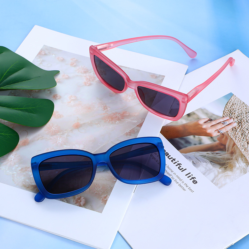 Space Race Rectangle Pink/Grey Sunglasses